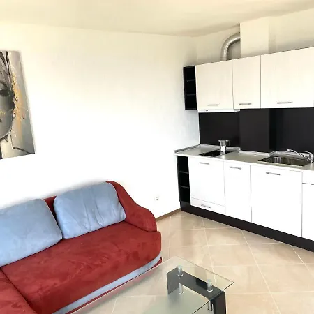 Crossway Bg / Byala Apartament Beala