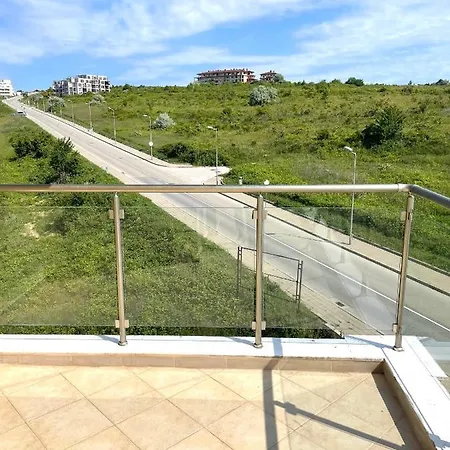 Crossway Bg / Byala Apartament Beala
